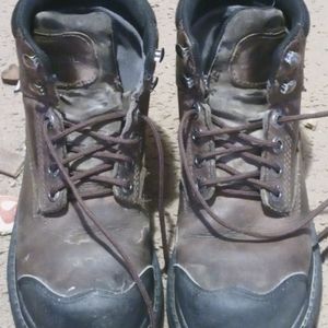 Steel toe composite wolverine boots